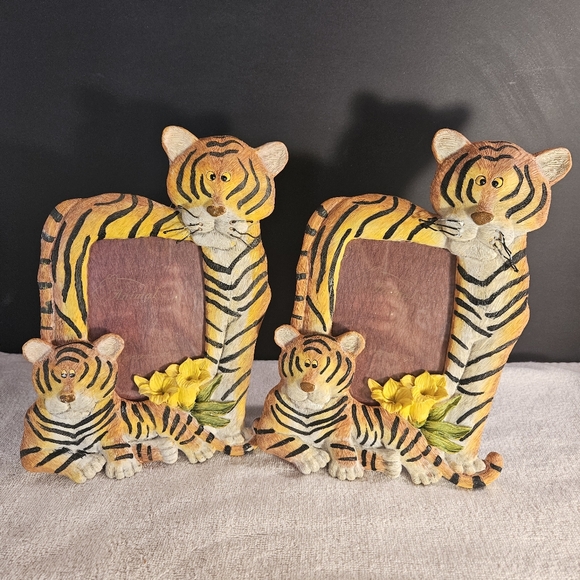 2 Resin Tiger and cub 3”X 5” Photo Frame Hanging Or Desktop 8” X 7” Nursery L.R. - Picture 1 of 8